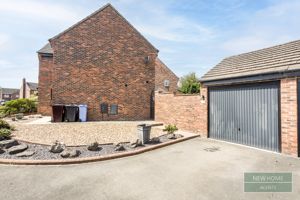 Photo 27- click for photo gallery